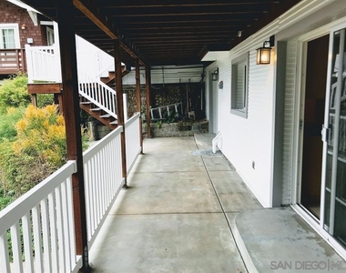 1336 Bush St - Photo Thumbnail 4