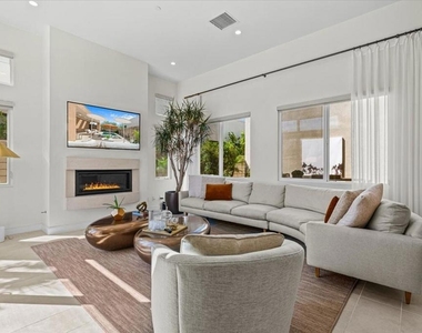 446 Fountain Drive - Photo Thumbnail 9