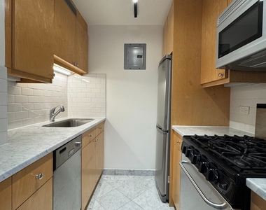 Copy of East 79th Street - Photo Thumbnail 1