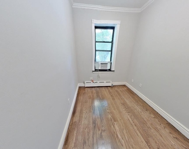 East 32nd Street - Photo Thumbnail 4