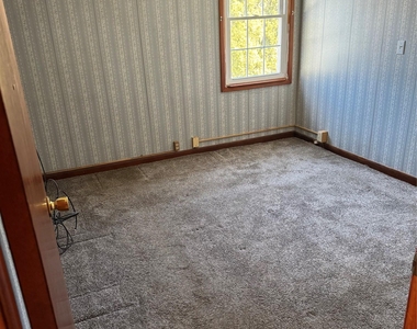 61 Delafield Street - Photo Thumbnail 2