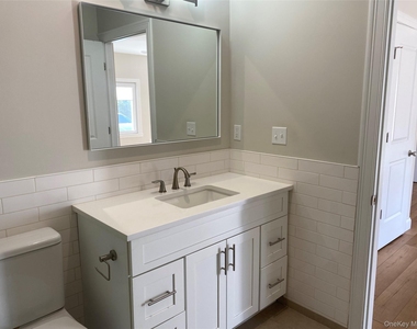 515 Jackson Avenue - Photo Thumbnail 12