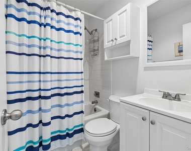 274 Dune Road - Photo Thumbnail 7