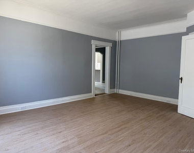 24 Doxsey Place - Photo Thumbnail 1
