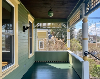8 Alden Place - Photo Thumbnail 2