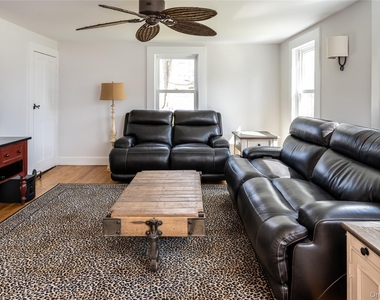 163 E Street - Photo Thumbnail 3