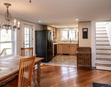 163 E Street - Photo Thumbnail 2
