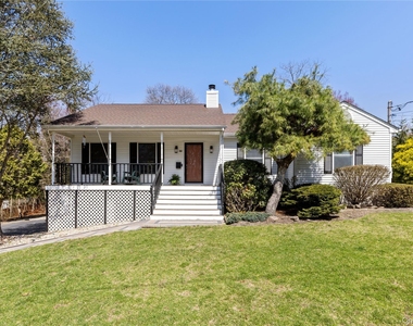 52 Summit Drive - Photo Thumbnail 1