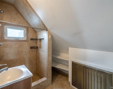 538 Jefferson Avenue - Photo Thumbnail 4