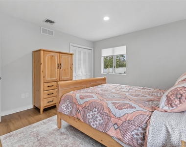 3 Harbor Road - Photo Thumbnail 25