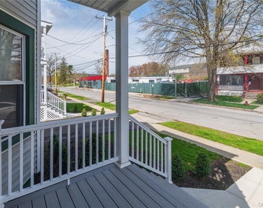 15 Taylor Avenue - Photo Thumbnail 20