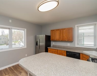 15 Taylor Avenue - Photo Thumbnail 1