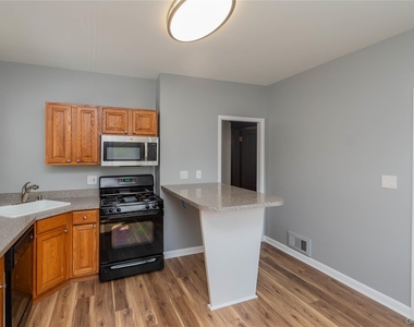 15 Taylor Avenue - Photo Thumbnail 2