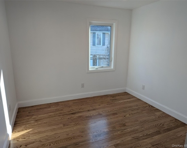 62 Forest Row - Photo Thumbnail 12