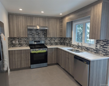 62 Forest Row - Photo Thumbnail 4