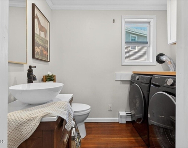 106 Van Dam Street - Photo Thumbnail 22