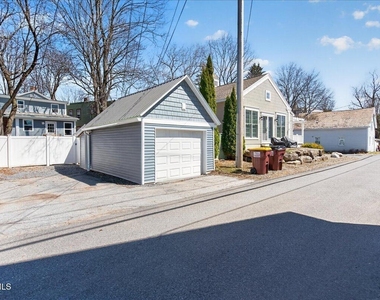 106 Van Dam Street - Photo Thumbnail 26