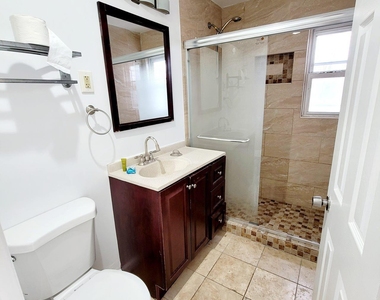 216 Bloomfield Avenue - Photo Thumbnail 5