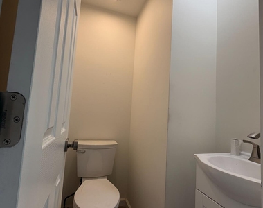 1020 Raritan Avenue - Photo Thumbnail 13