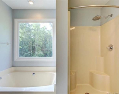 590 Stoney Creek Drive - Photo Thumbnail 14
