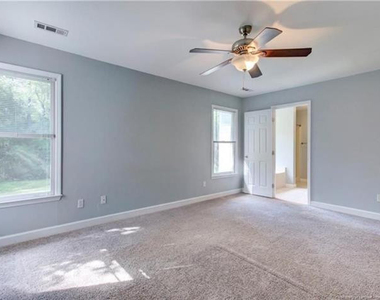 590 Stoney Creek Drive - Photo Thumbnail 11