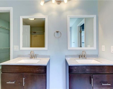 590 Stoney Creek Drive - Photo Thumbnail 12