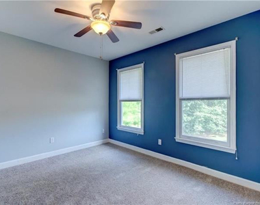 590 Stoney Creek Drive - Photo Thumbnail 18