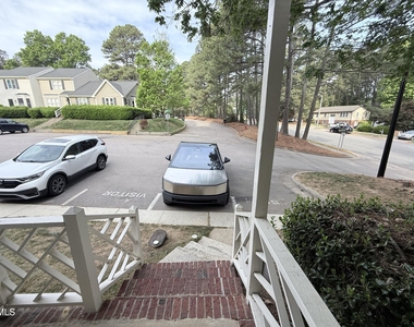 5544 Sharpe Drive - Photo Thumbnail 4