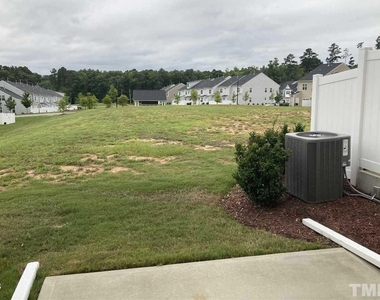 213 Churment Court - Photo Thumbnail 12