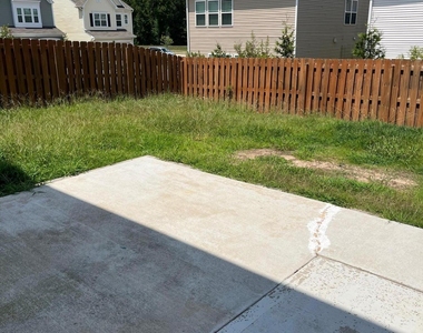 1026 Sweet Cream Court - Photo Thumbnail 32