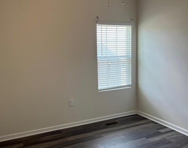 1026 Sweet Cream Court - Photo Thumbnail 22