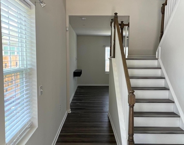 1026 Sweet Cream Court - Photo Thumbnail 4