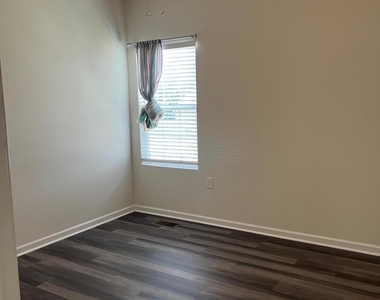 1026 Sweet Cream Court - Photo Thumbnail 23