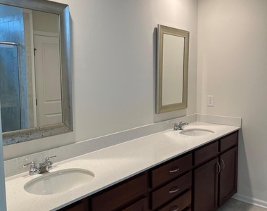 1026 Sweet Cream Court - Photo Thumbnail 18