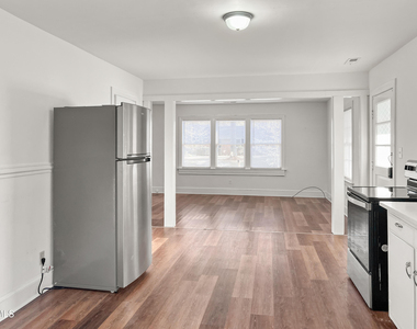 1800 Rosewood Avenue - Photo Thumbnail 11