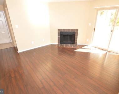 1793 Jonathan Way - Photo Thumbnail 25