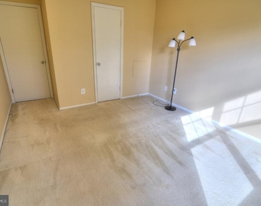 1793 Jonathan Way - Photo Thumbnail 22