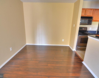 1793 Jonathan Way - Photo Thumbnail 18