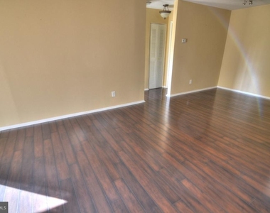 1793 Jonathan Way - Photo Thumbnail 33