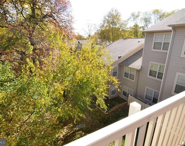 1793 Jonathan Way - Photo Thumbnail 30