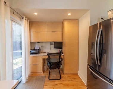 1503 Newton St - Photo Thumbnail 10