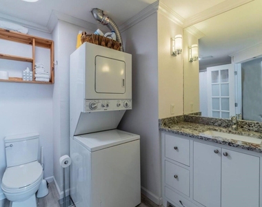 1503 Newton St - Photo Thumbnail 18