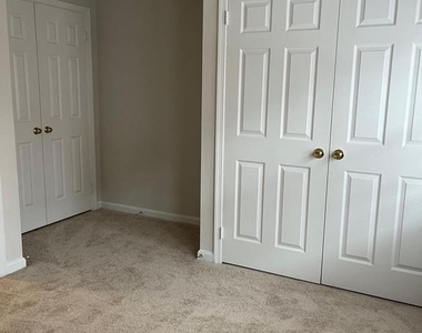 1533 Oronoco Street - Photo Thumbnail 14
