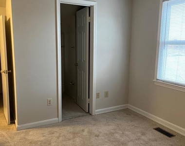 1533 Oronoco Street - Photo Thumbnail 19