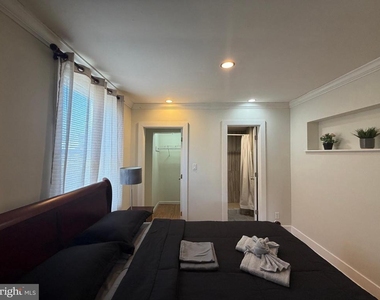 7105 Rising Sun Avenue - Photo Thumbnail 10