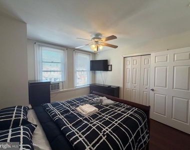 7105 Rising Sun Avenue - Photo Thumbnail 2