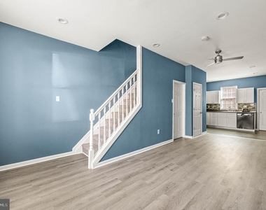 1510 W York Street - Photo Thumbnail 2
