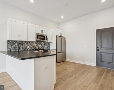 2157 E Lehigh Avenue - Photo Thumbnail 4