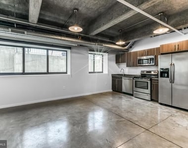 4800 Brown Street - Photo Thumbnail 5
