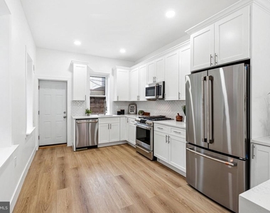 908 Reed Street - Photo Thumbnail 7